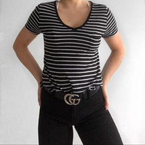 Abercrombie & Fitch Stripped T-Shirt✨